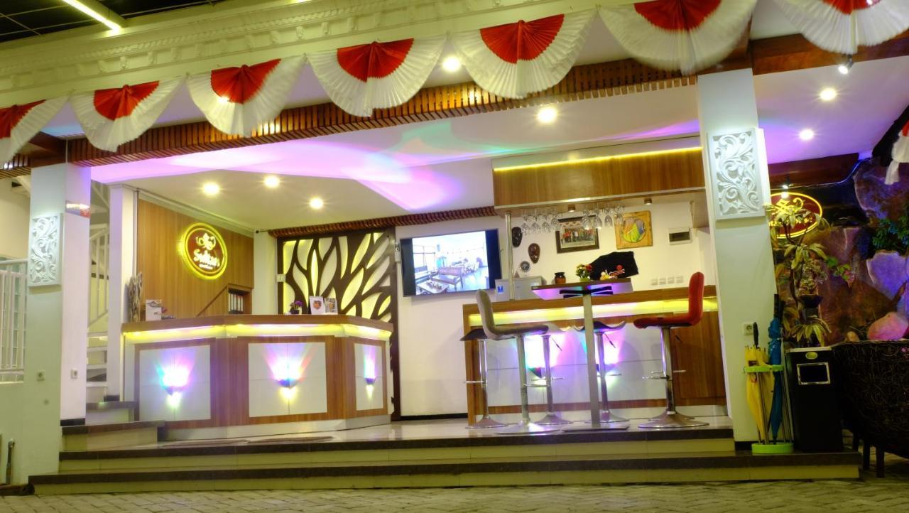 Sultan Guesthouse トゥルンガグン エクステリア 写真