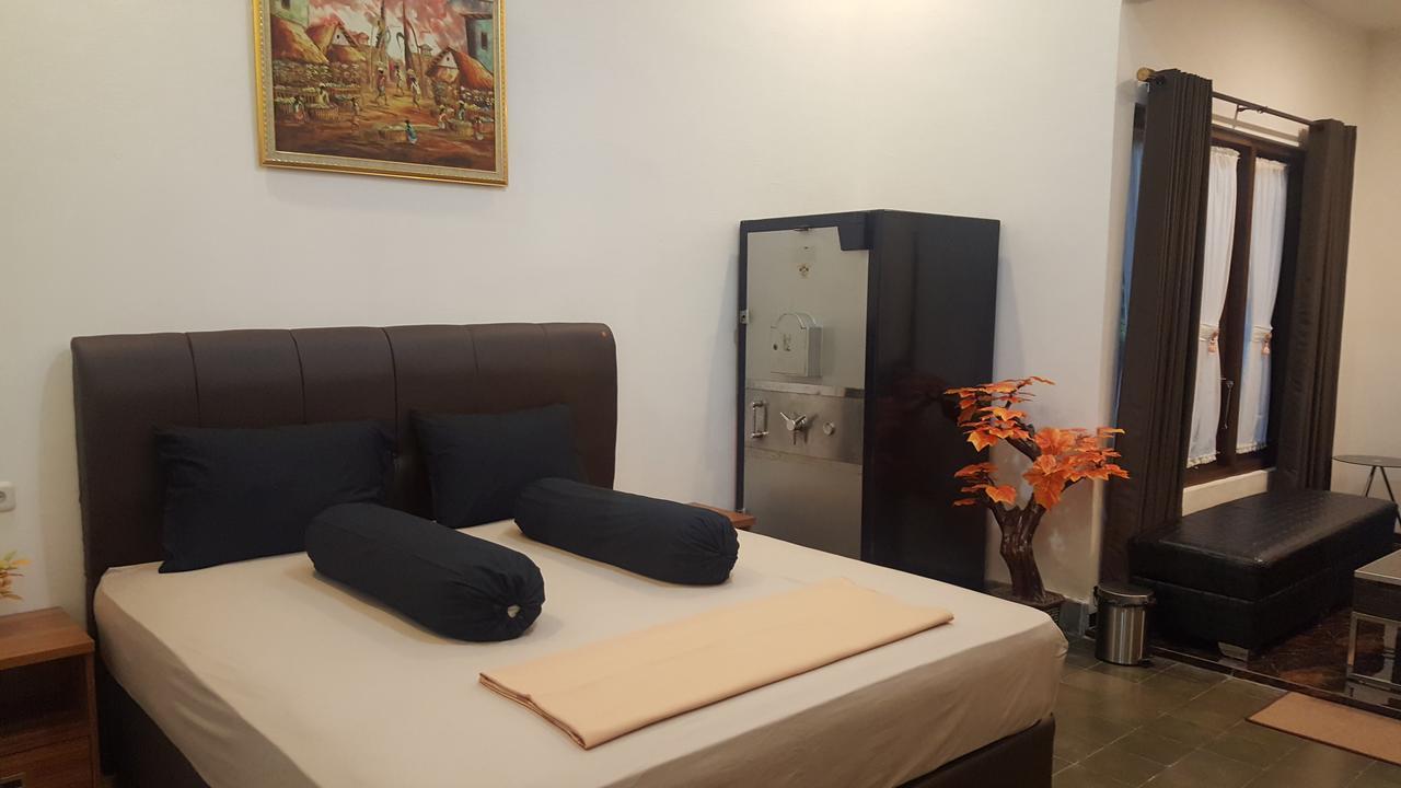 Sultan Guesthouse トゥルンガグン エクステリア 写真