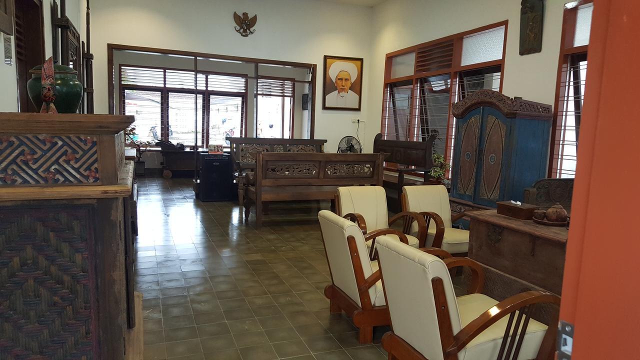 Sultan Guesthouse トゥルンガグン エクステリア 写真