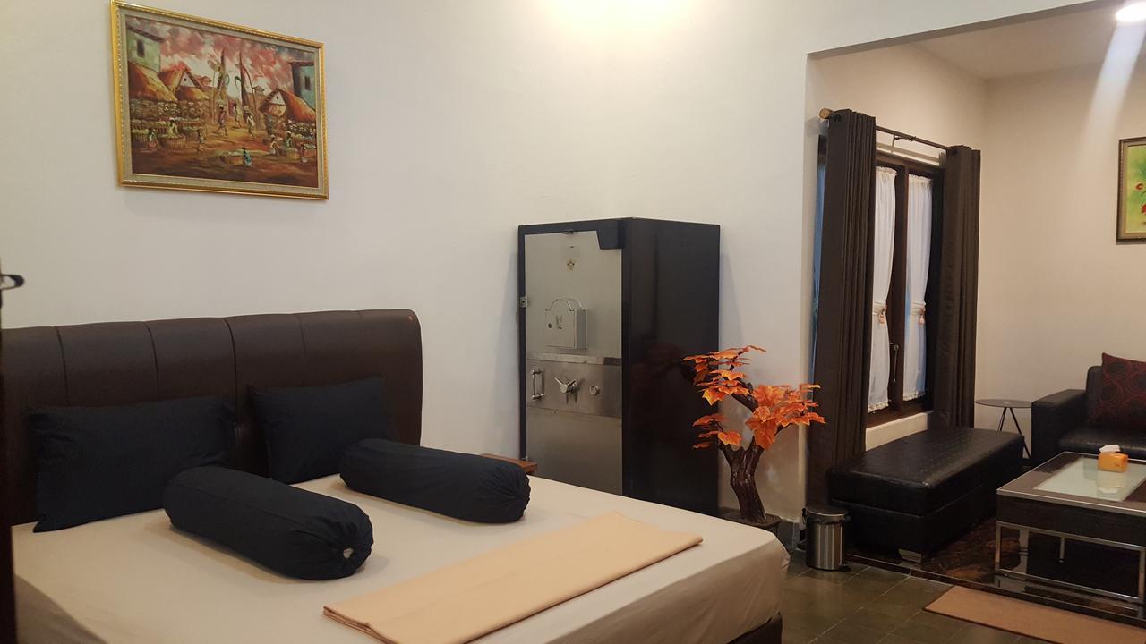 Sultan Guesthouse トゥルンガグン エクステリア 写真