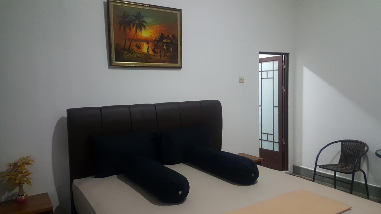 Sultan Guesthouse トゥルンガグン エクステリア 写真