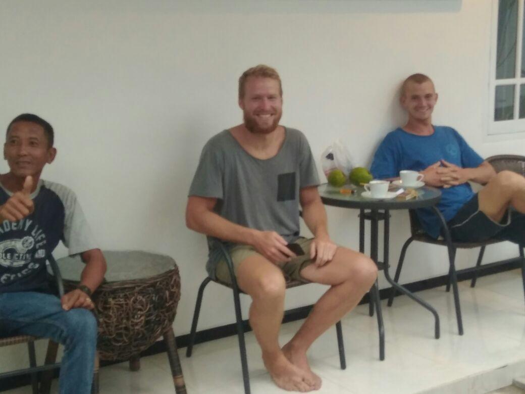 Sultan Guesthouse トゥルンガグン エクステリア 写真